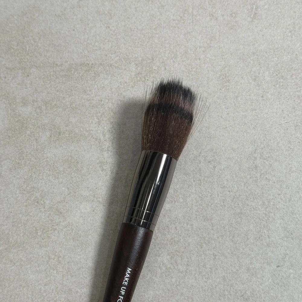 Make Up For Ever 122 Blending Brush